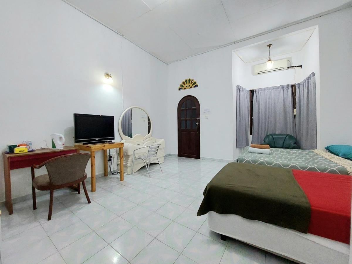 Rumah Rehat Qnm Holidays Куала-Тренгану Екстер'єр фото