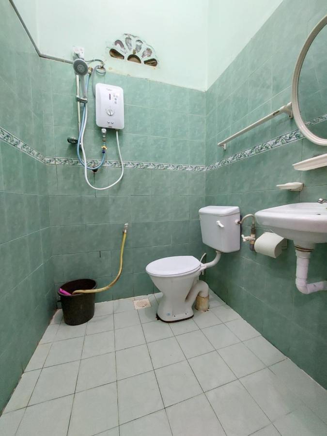 Rumah Rehat Qnm Holidays Куала-Тренгану Екстер'єр фото